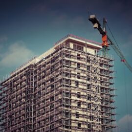 Hoe je bouwproblemen structureel oplost en projecten binnen budget houdt